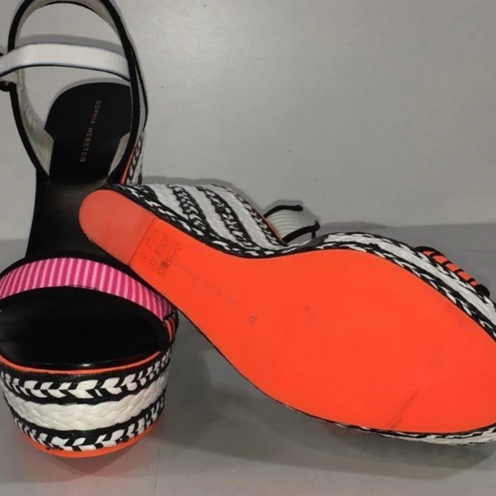 NEW!! Women’s Sophia Webster Lucita Stylish Woven Platform Wedge Sandals Size 41